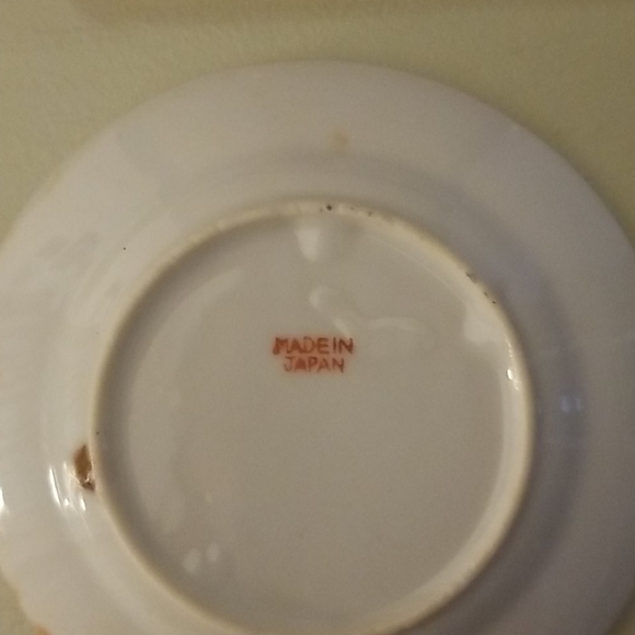 8 piece child's tea set. Fair condition. Vintage. - Picture 5 of 7